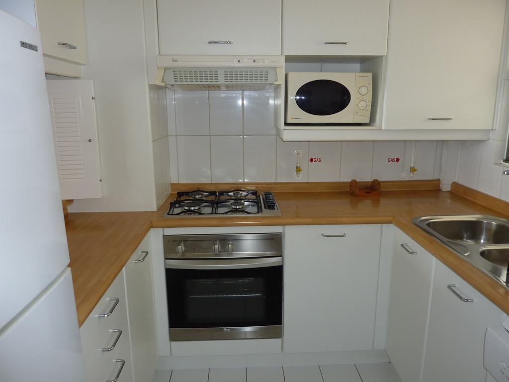 Apartmento San Alfonso Vista Mar Алгаробо Стая снимка